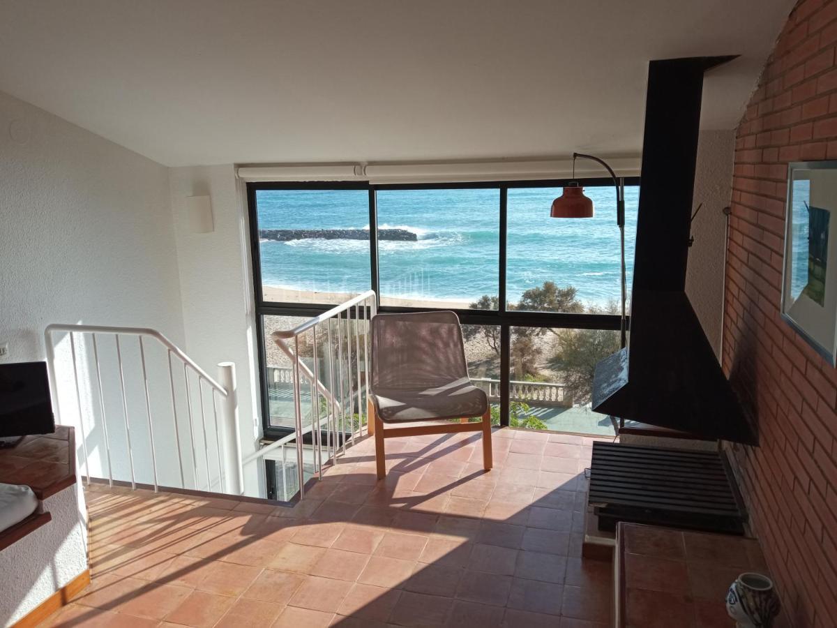 Apartamentos Les Barbes Caldes D'Estrach Exteriör bild
