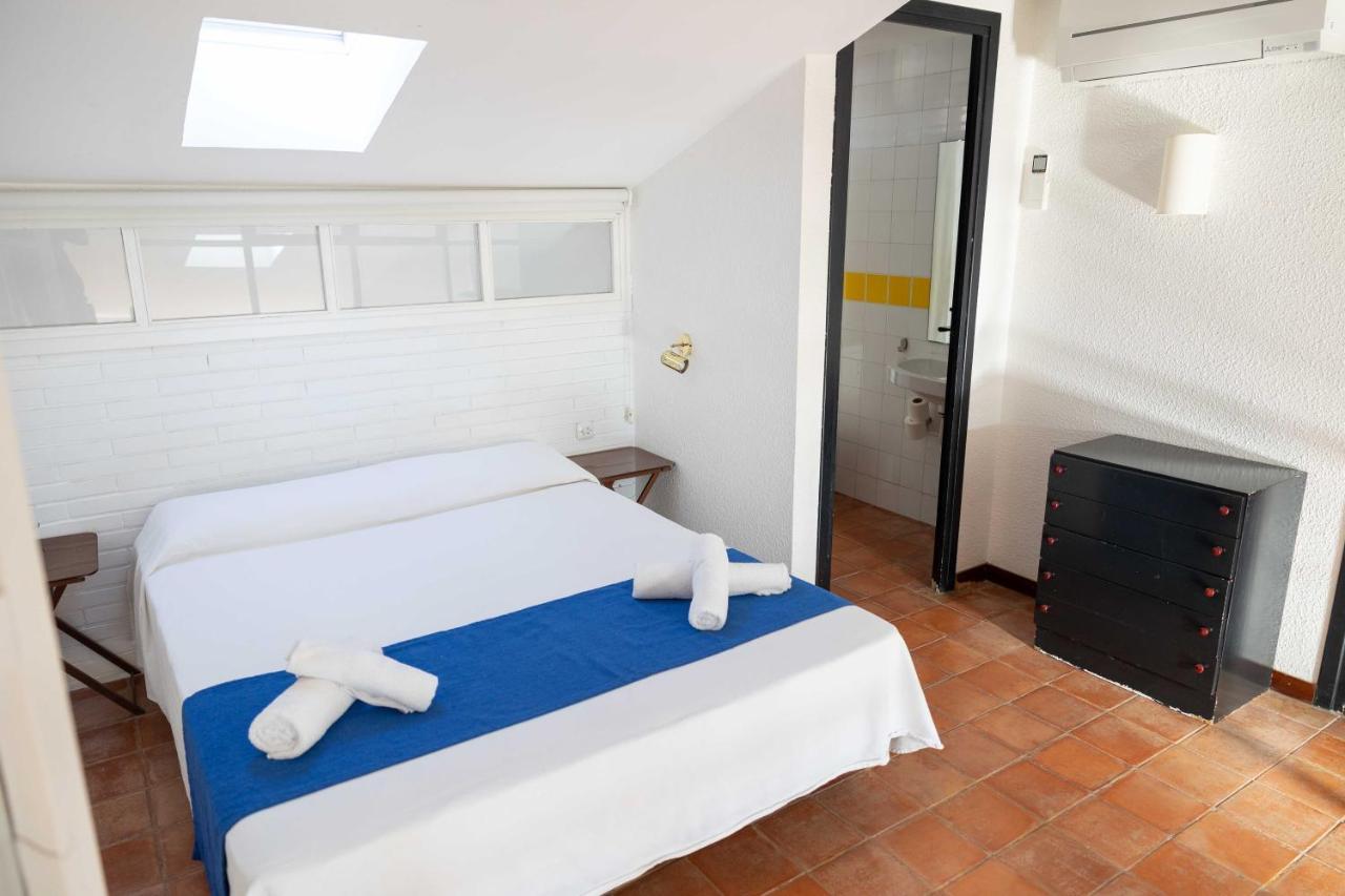 Apartamentos Les Barbes Caldes D'Estrach Exteriör bild