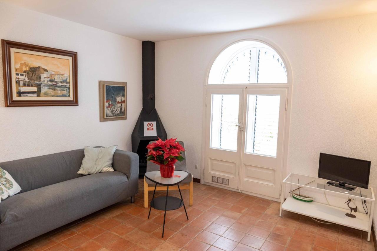 Apartamentos Les Barbes Caldes D'Estrach Exteriör bild
