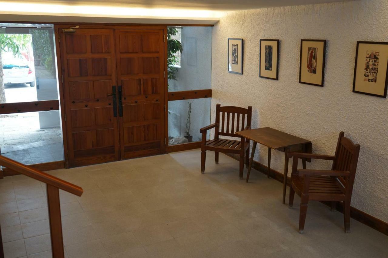 Apartamentos Les Barbes Caldes D'Estrach Exteriör bild